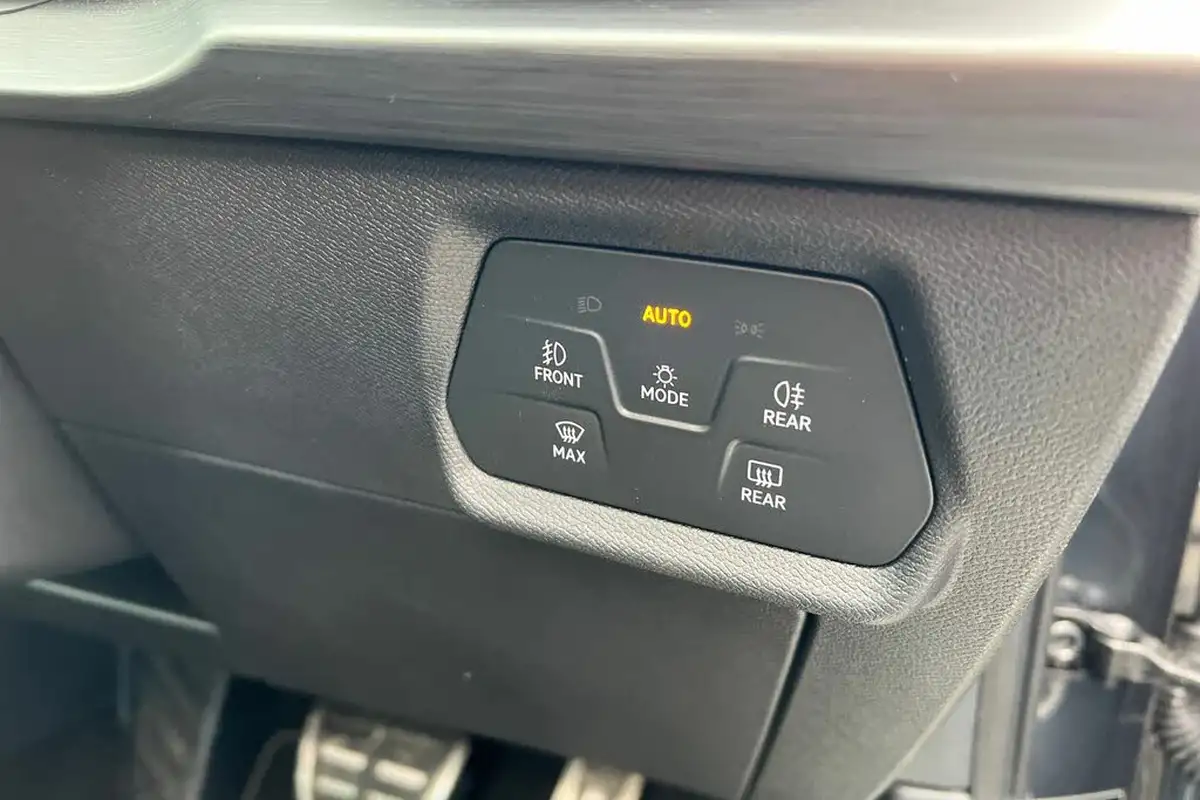 2023-cupra-leon-nf-20-tsi-vz1-big-20