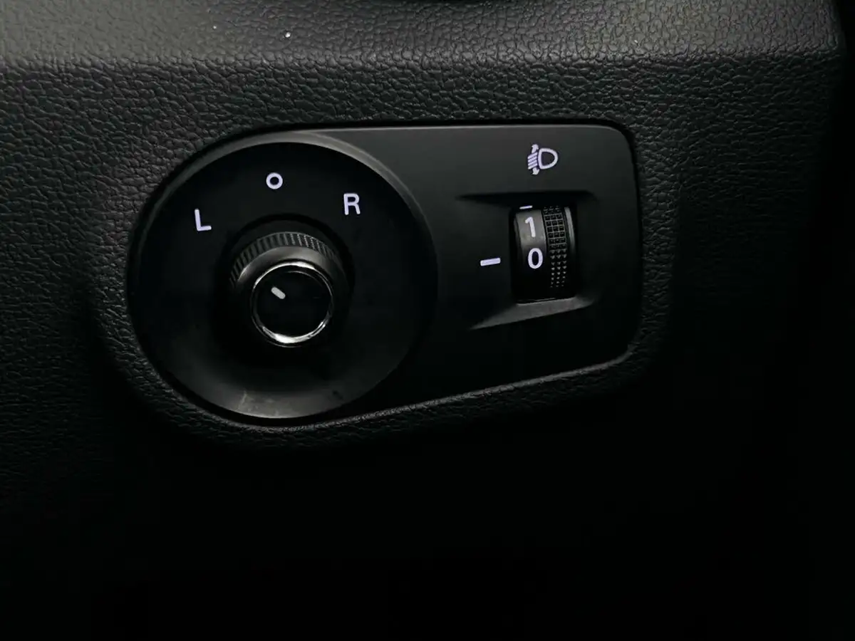 2018-mg-zs-suv-10t-gdi-excite-big-13