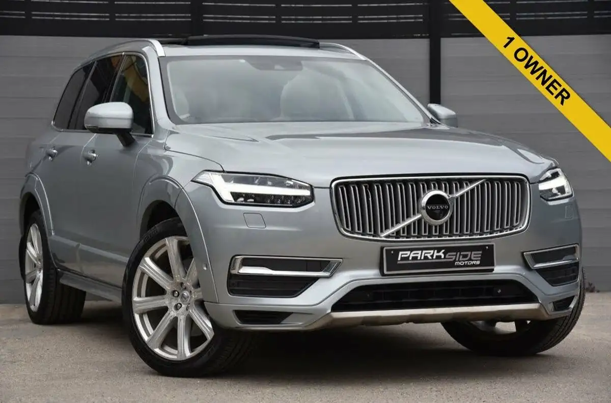 2017-volvo-xc90-20-t8-inscription-hybrid-geartronic-big-0
