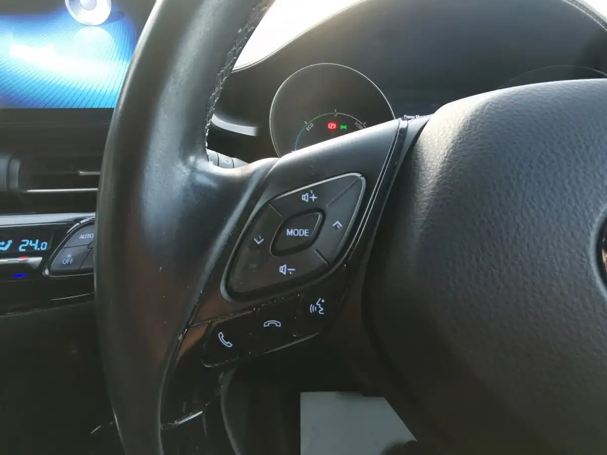 2017-toyota-c-hr-18-vvt-i-excel-big-7