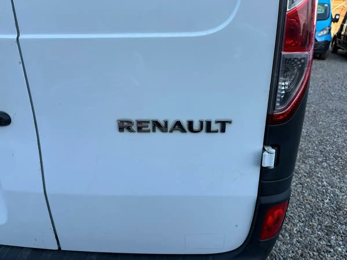 2016-renault-kangoo-15td-ml19-dci-90-business-panel-big-47