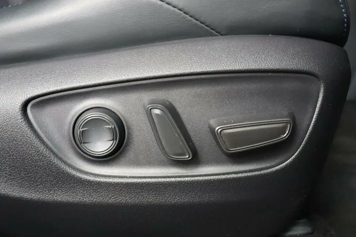 2020-toyota-rav4-25-vvt-i-dynamic-219bhp-big-15