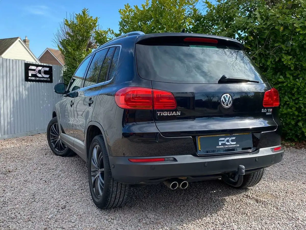 2012-volkswagen-tiguan-20td-sport-170ps-4wd-big-1