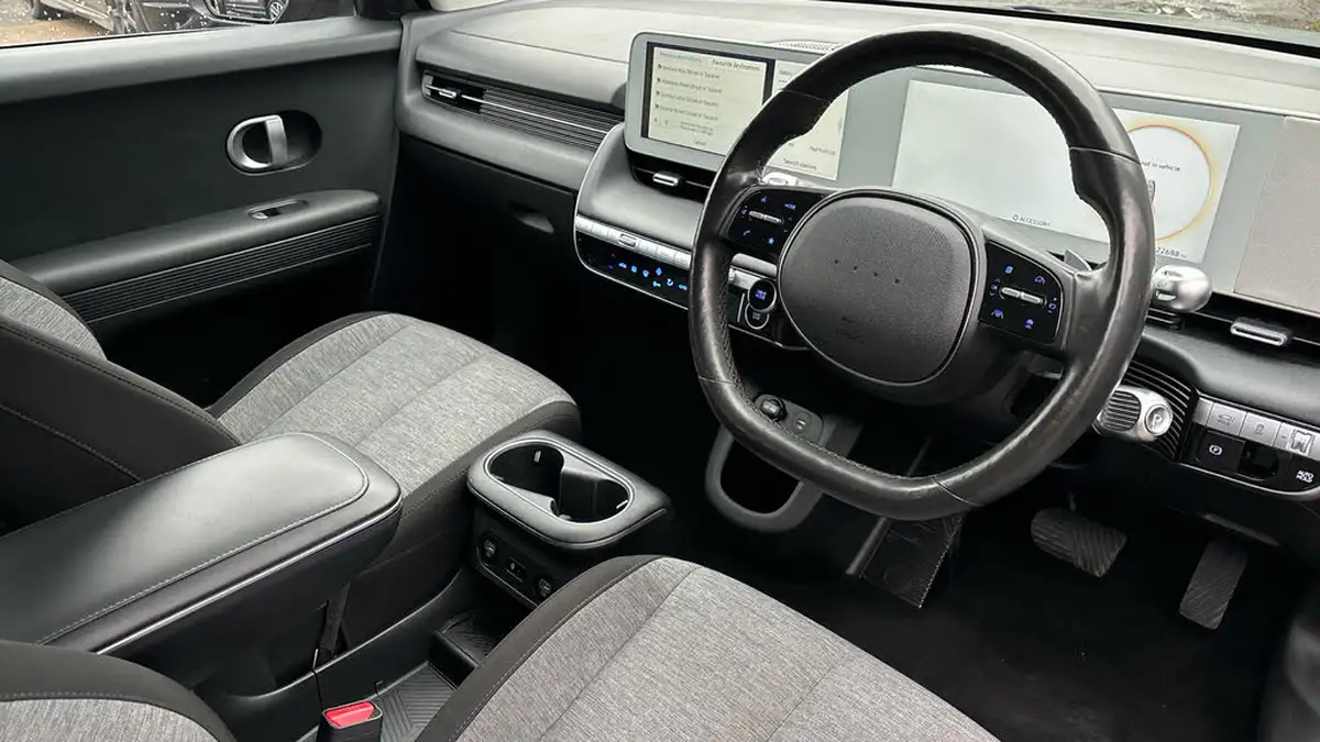 2021-hyundai-ioniq-5-e-premium-217ps-73kwh-rwd-big-8