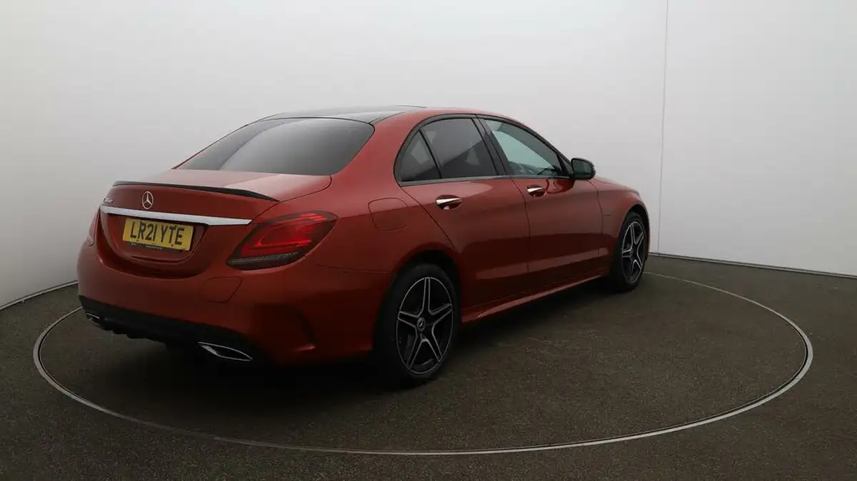 2021-mercedes-benz-c-class-20d-c300de-amg-line-edition-premium-plus-saloon-4d-big-7