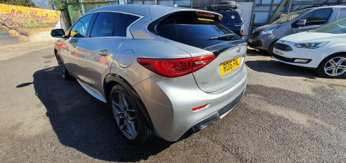 2016-infiniti-q30-22d-sport-awd-big-5