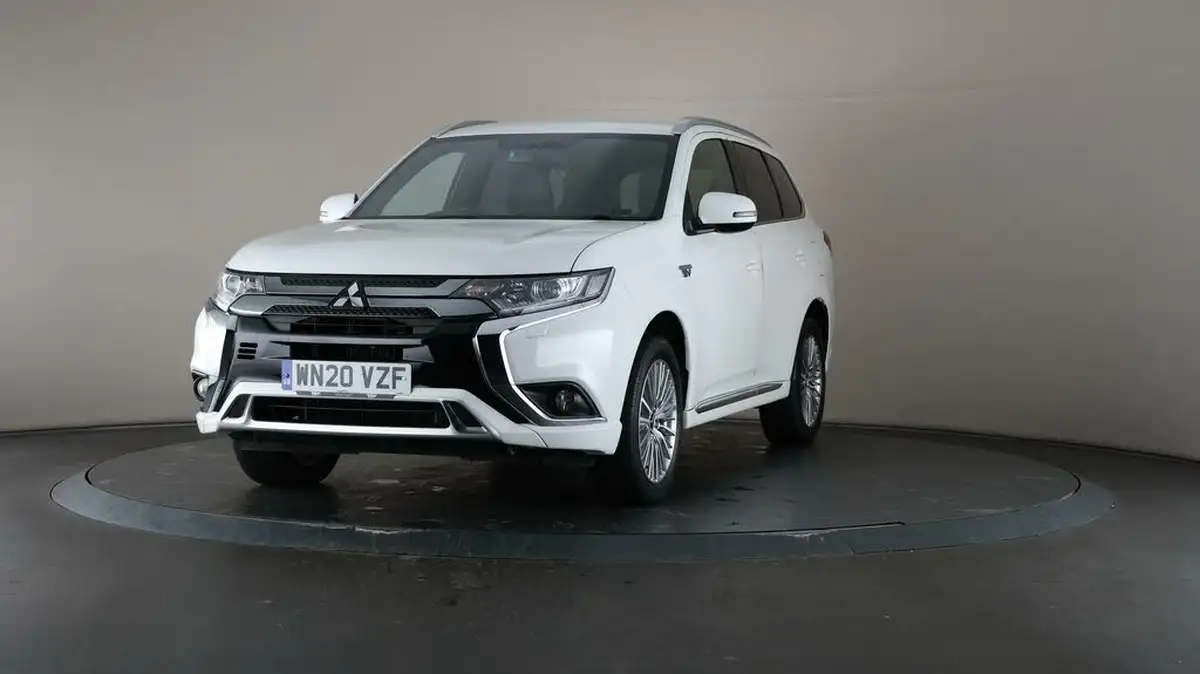 2020-mitsubishi-outlander-24-dynamic-phev-big-45