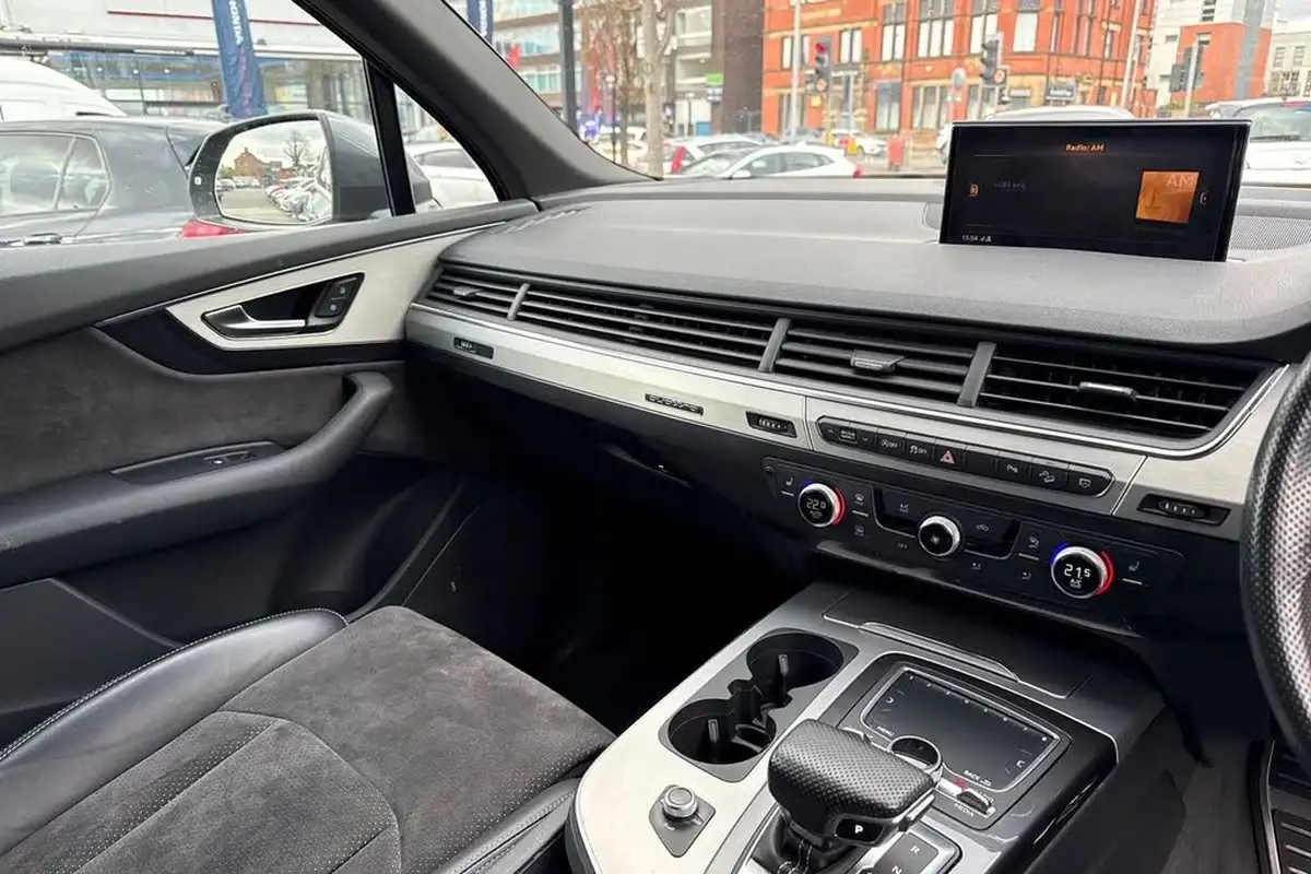 2019-audi-q7-30-50-tdi-s-line-ss-big-19