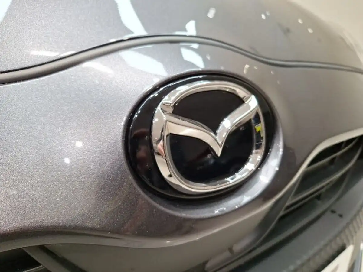 2023-mazda-mazda2-15-agile-big-18