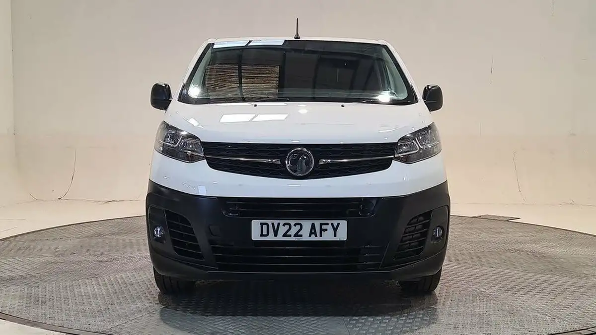 2022-vauxhall-vivaro-15td-2900-l1h1-dynamic-big-4