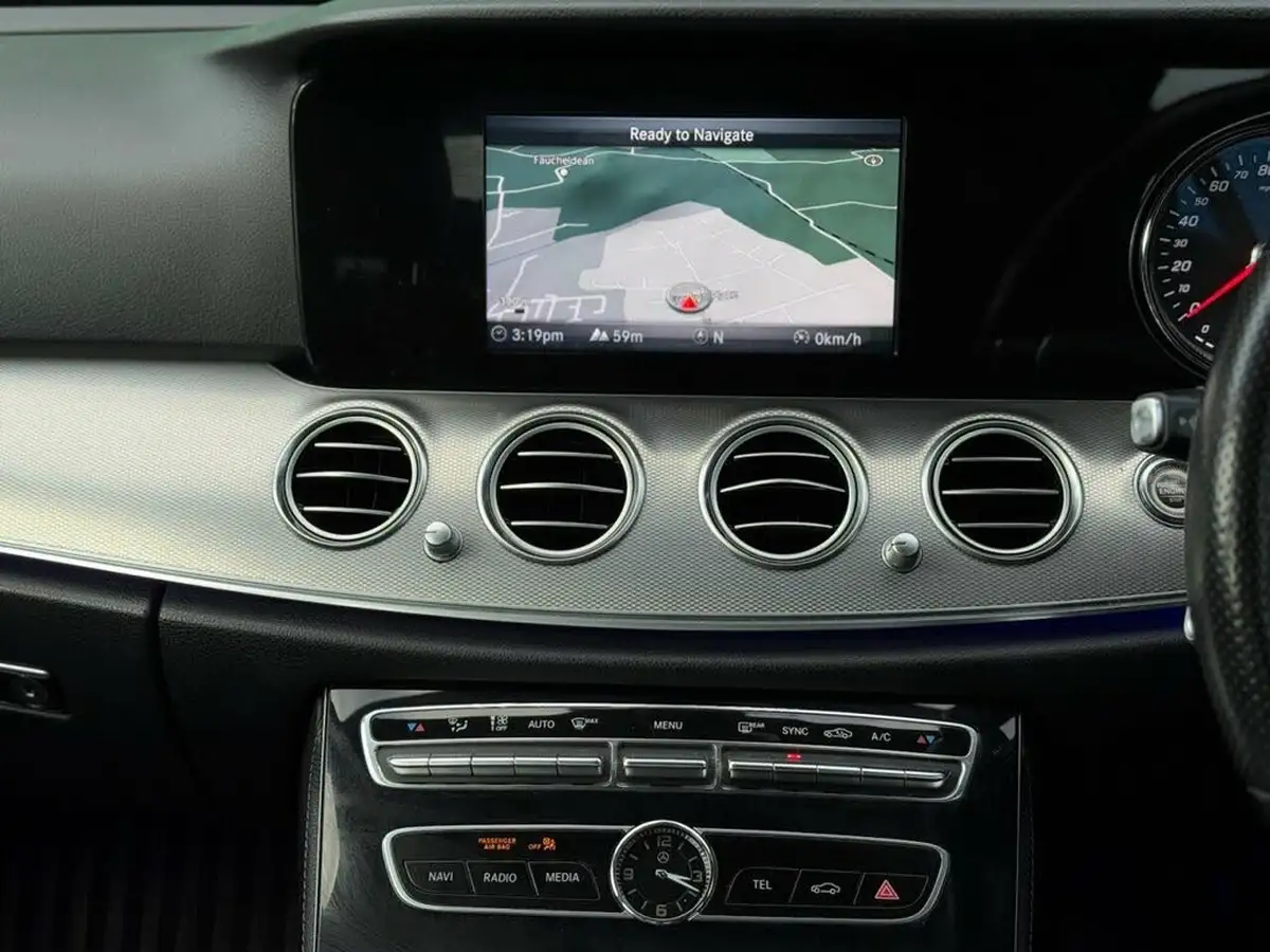 2017-mercedes-benz-e-class-20d-e220d-se-ss-saloon-4d-big-21