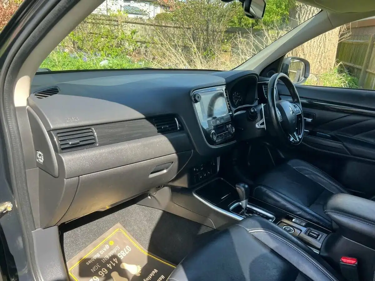 2018-mitsubishi-outlander-22di-d-4-leather-auto-big-32