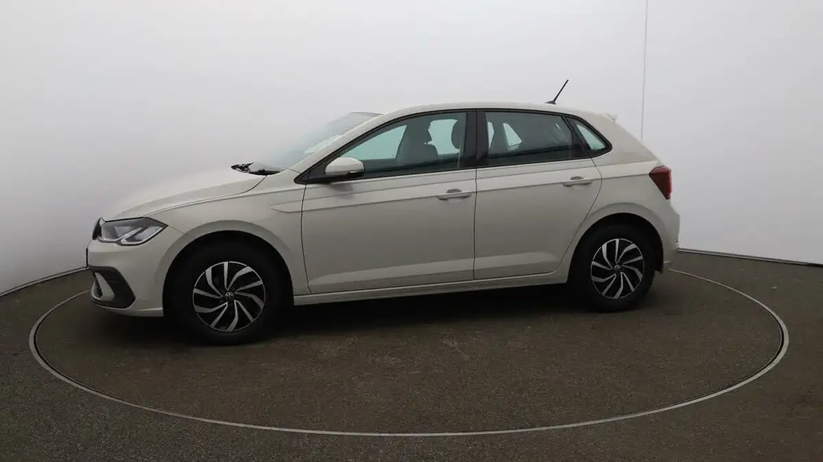 2024-volkswagen-polo-10-tsi-life-big-57