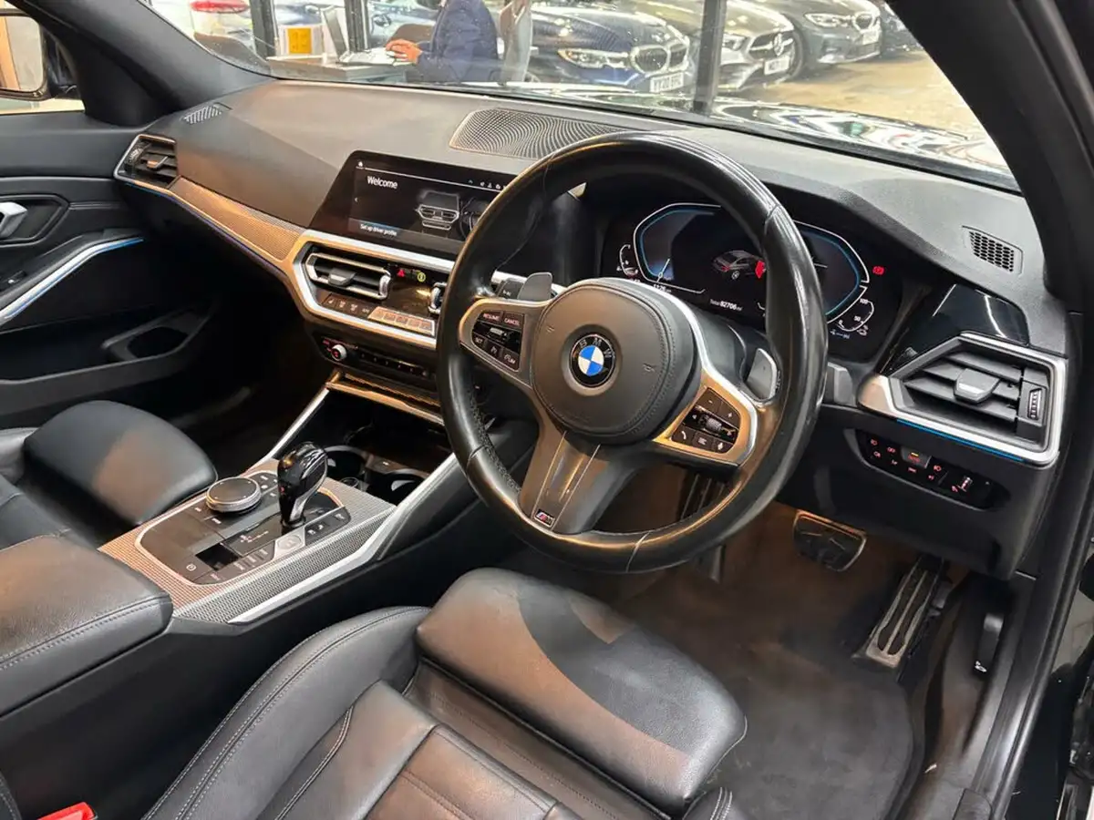 2019-bmw-3-series-20-330e-m-sport-plus-pack-big-13