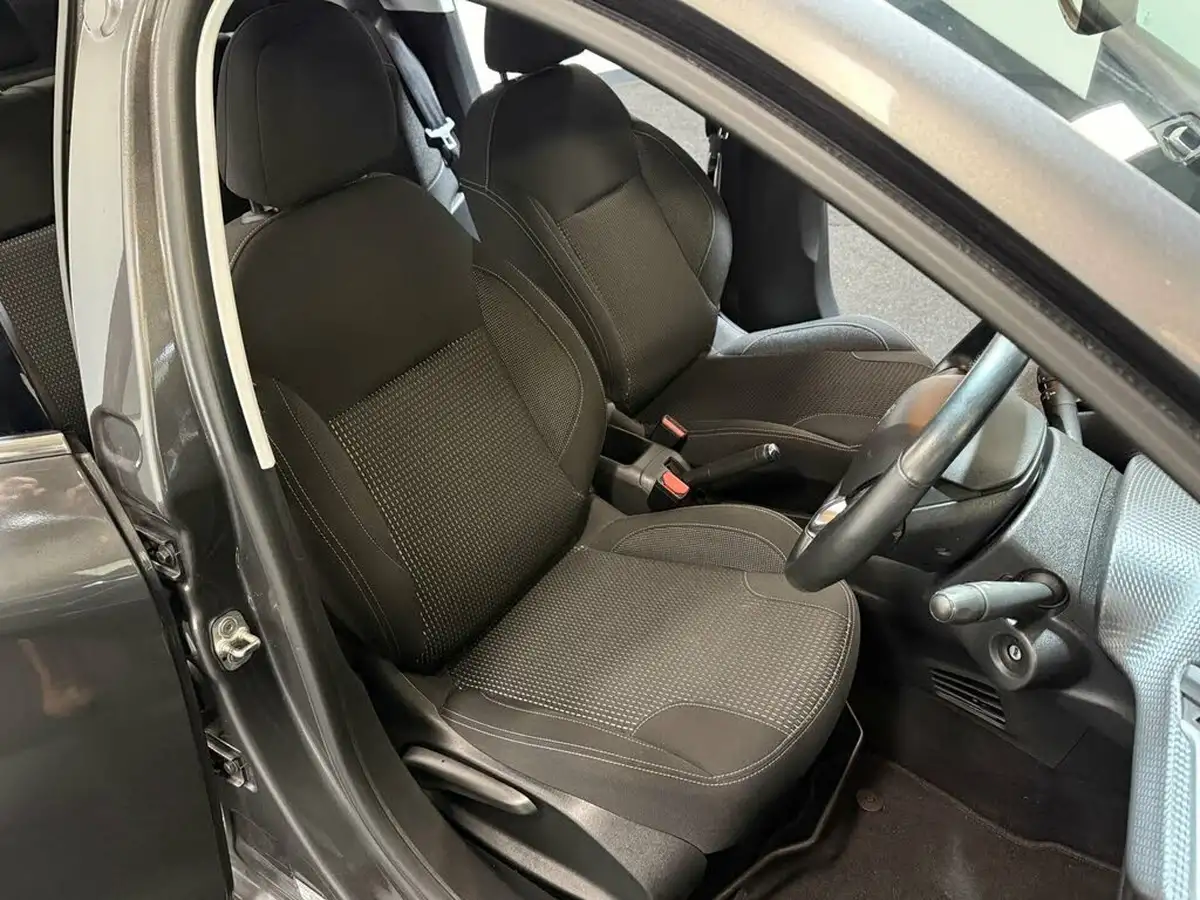 2017-peugeot-208-12-puretech-allure-110bhp-ss-5d-eat6-big-11