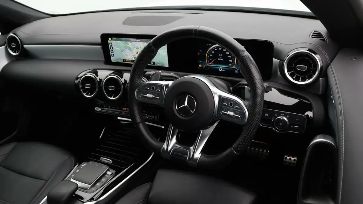2022-mercedes-benz-cla-20-cla-35-amg-coupe-4d-big-9