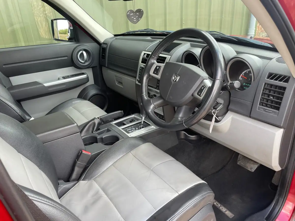 2009-dodge-nitro-28td-sxt-auto-big-6