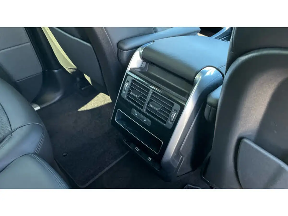 2022-land-rover-range-rover-sport-30-d300-hse-silver-big-17