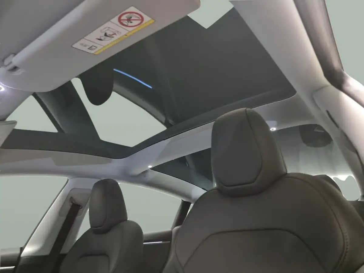 2024-tesla-model-3-e-rwd-big-5