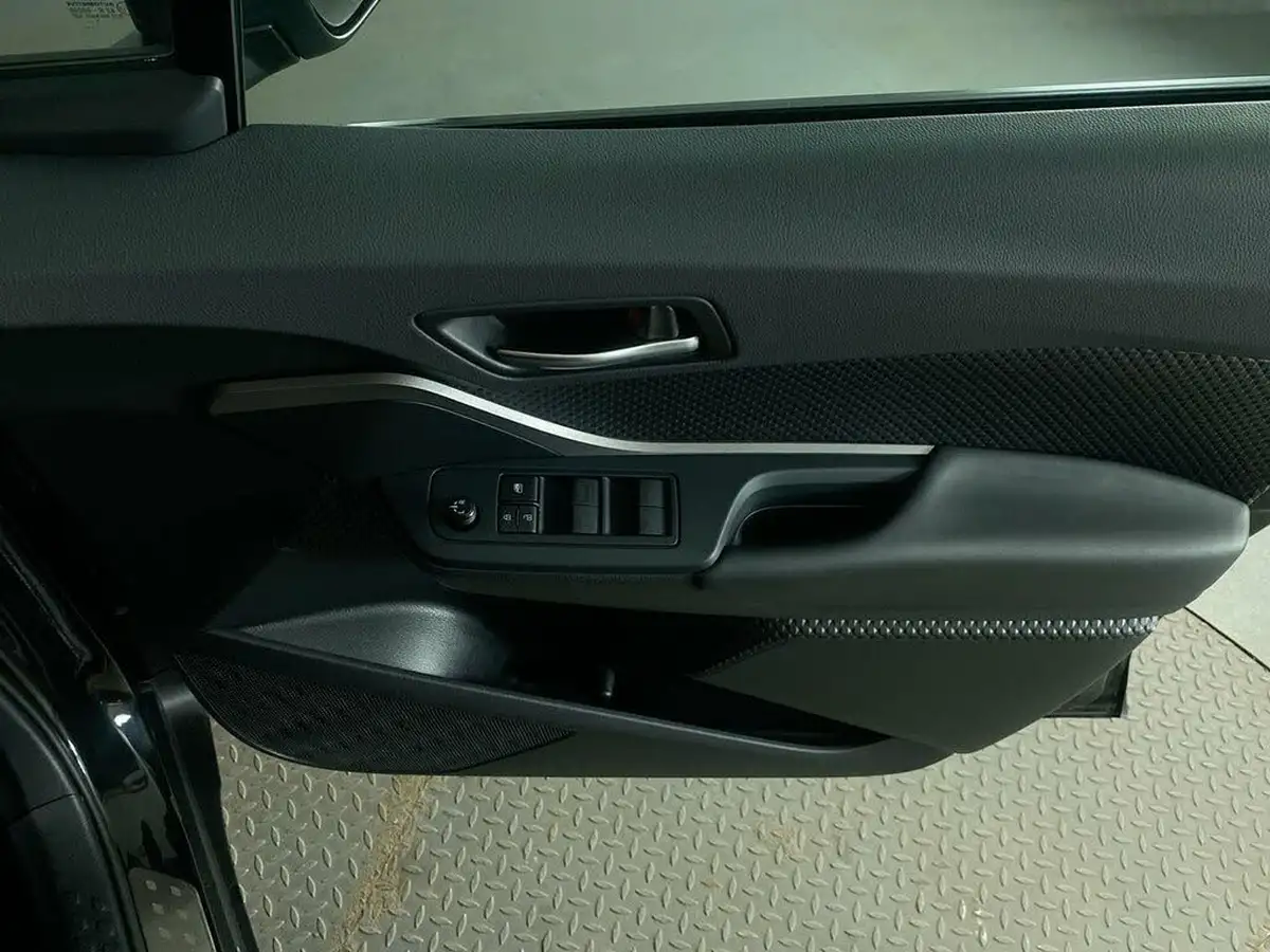 2022-toyota-c-hr-18-vvt-i-icon-big-26
