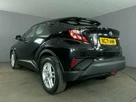 2022-toyota-c-hr-18-vvt-i-icon-small-13