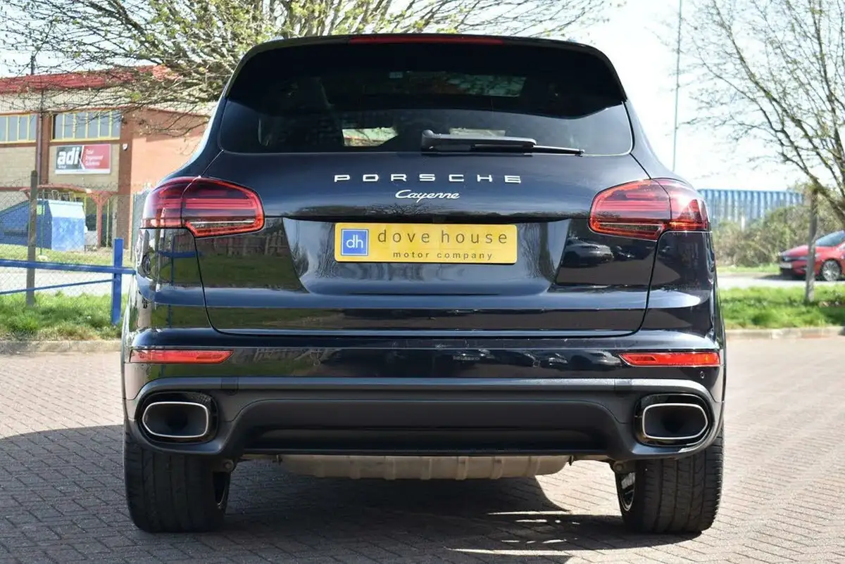 2018-porsche-cayenne-30td-diesel-platinum-edition-big-6