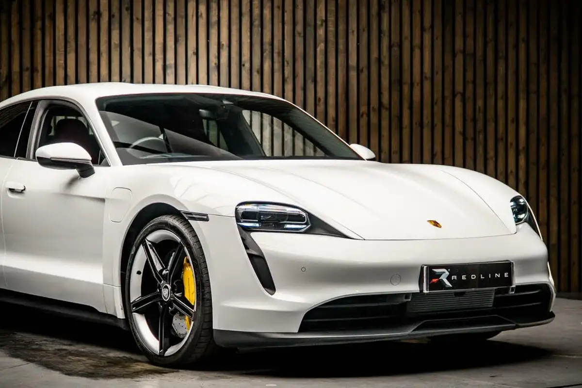 2021-porsche-taycan-e-4s-530ps-big-13