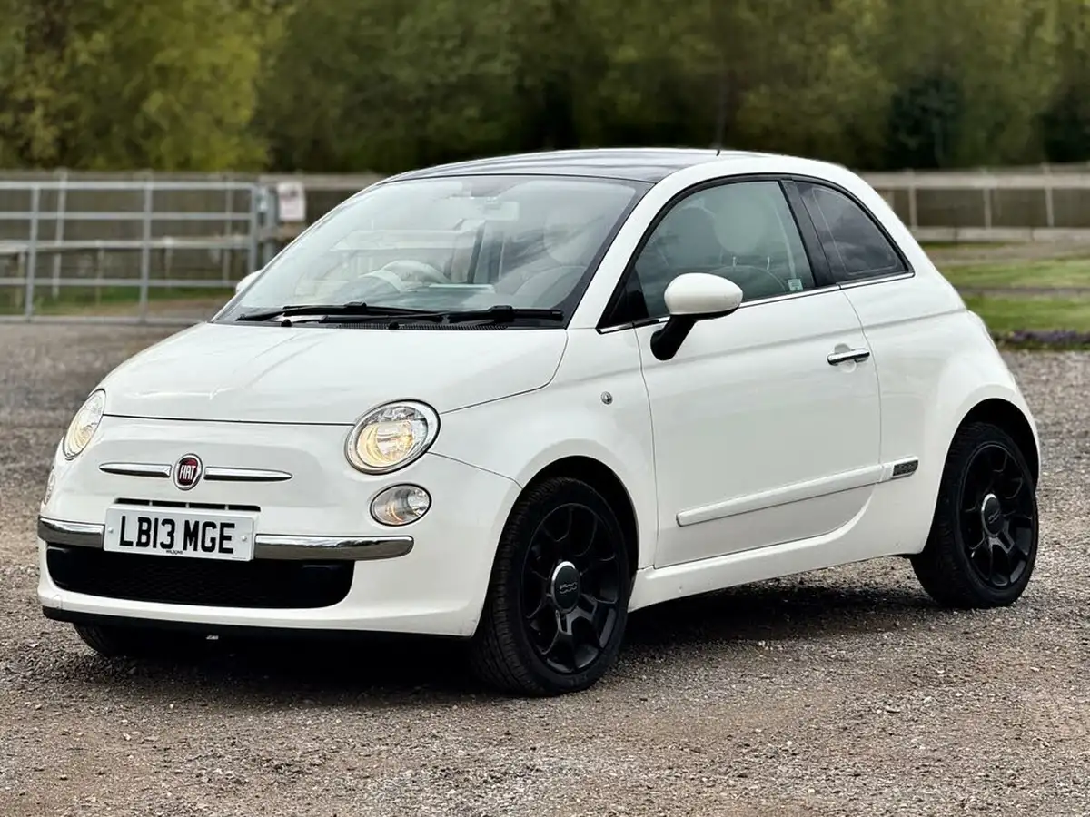 2013-fiat-500c-12-lounge-dualogic-big-2