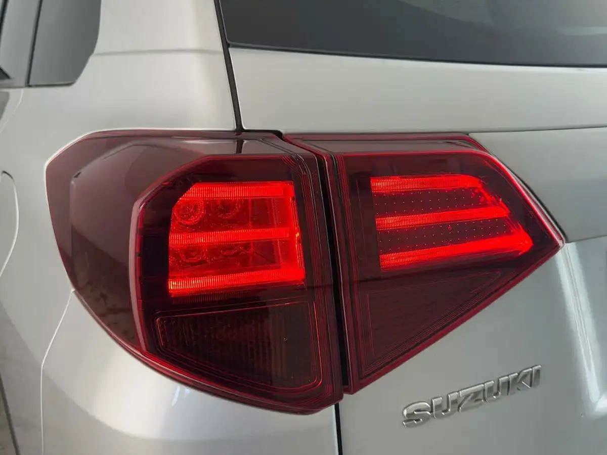 2022-suzuki-vitara-14-boosterjet-sz-t-big-35