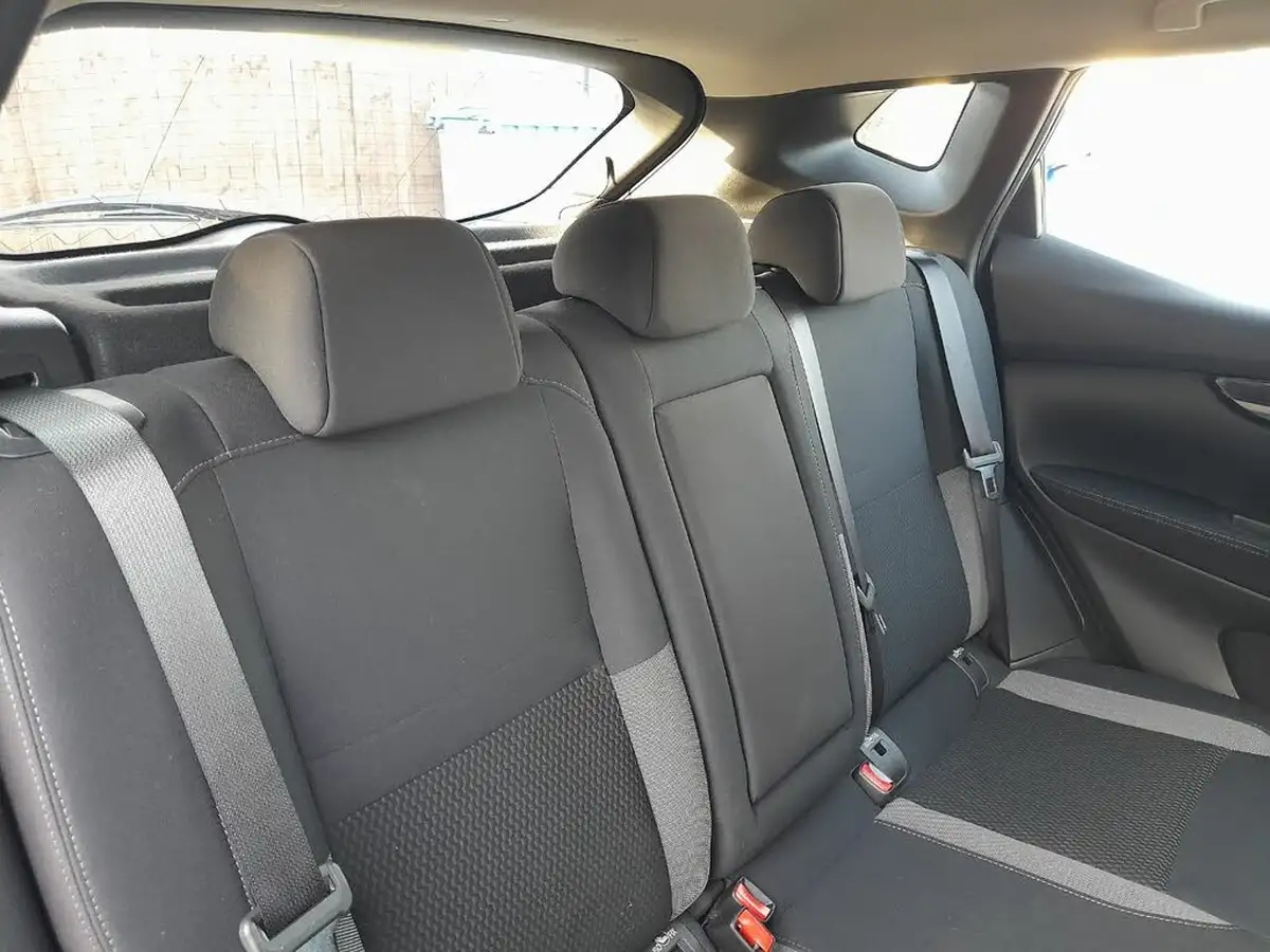 2020-nissan-qashqai-15dci-acenta-premium-big-18