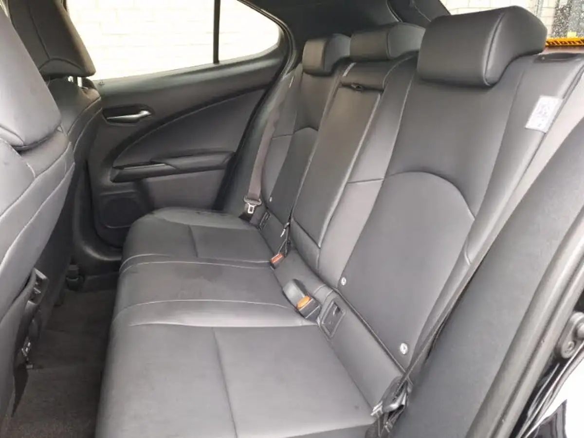 2022-lexus-ux-250h-20-f-sport-premium-plus-pack-big-5