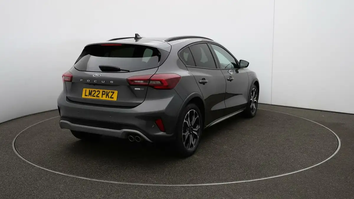 2022-ford-focus-10t-active-vignale-125ps-hybrid-mhev-hatchback-powershift-big-48