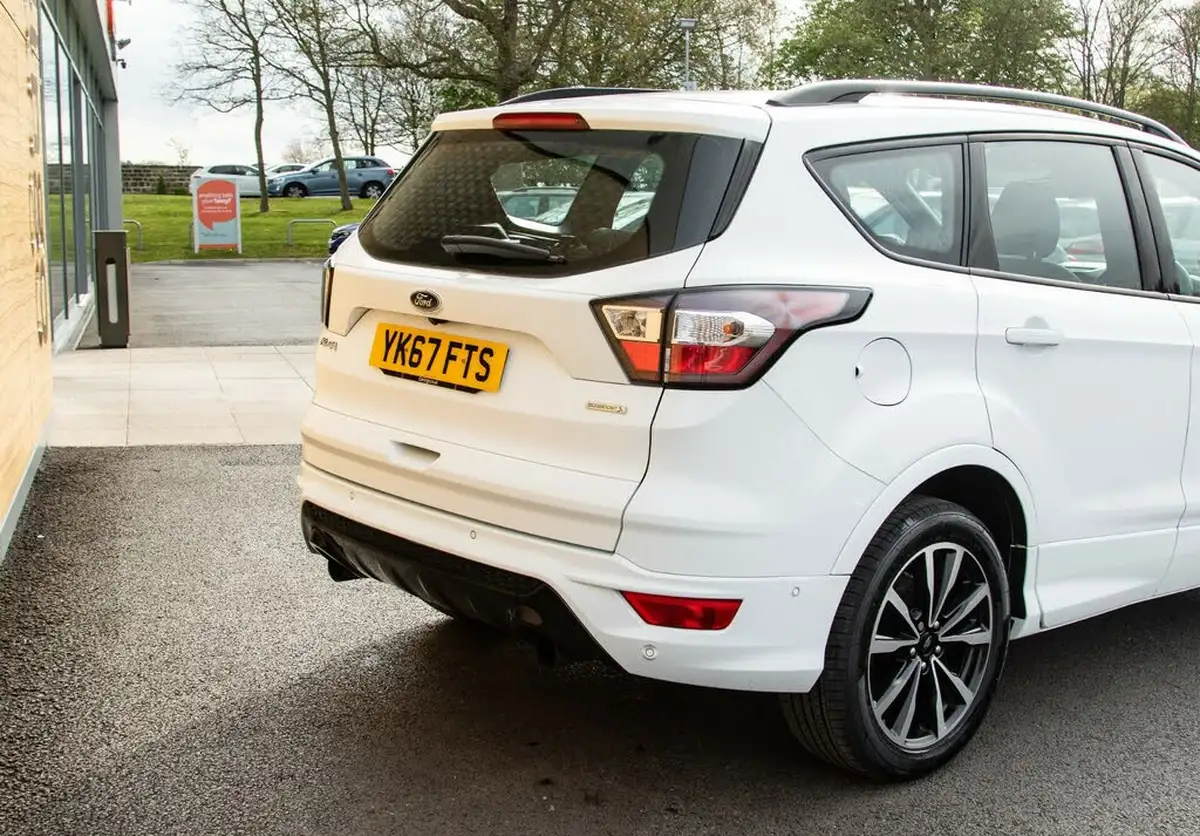 2017-ford-kuga-15t-st-line-150ps-ss-big-8