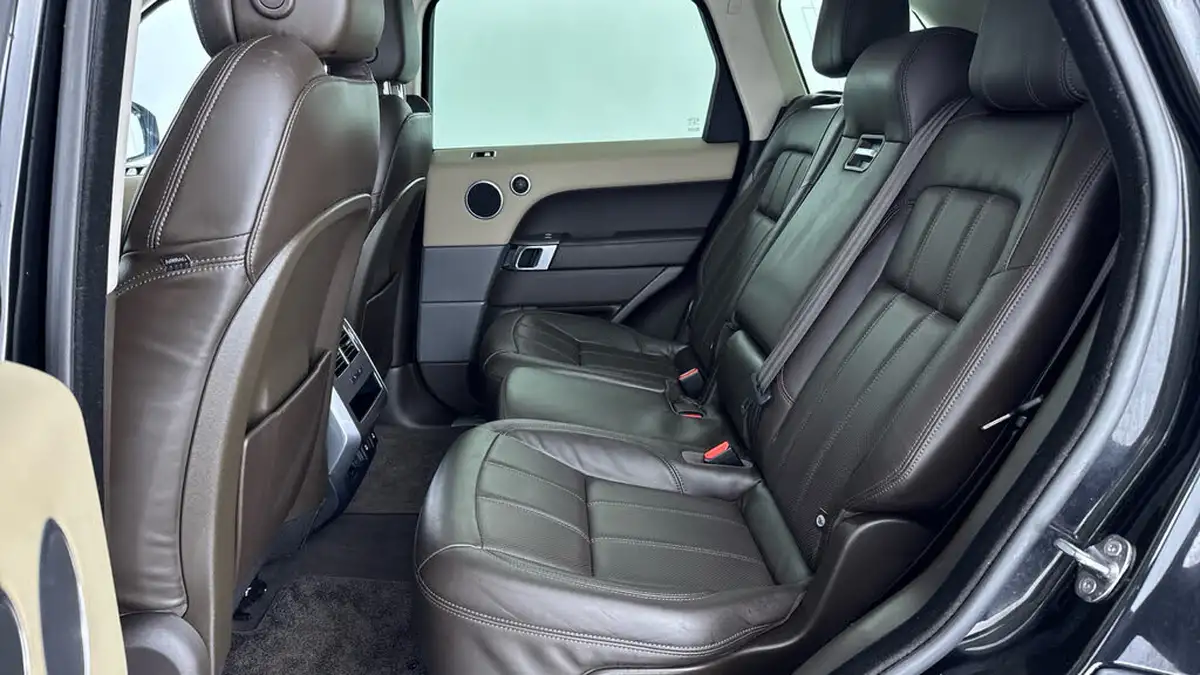 2021-land-rover-range-rover-sport-20-p300-hse-big-13