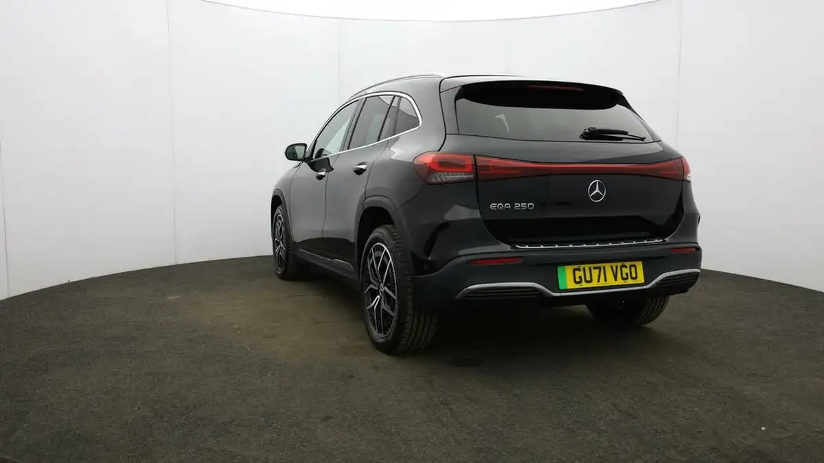 2022-mercedes-benz-eqa-e-eqa-250-amg-line-premium-big-24