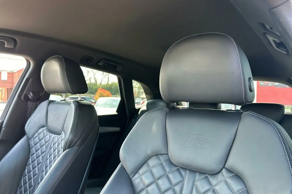2019-audi-q5-20-55-tfsi-e-s-line-competition-big-35