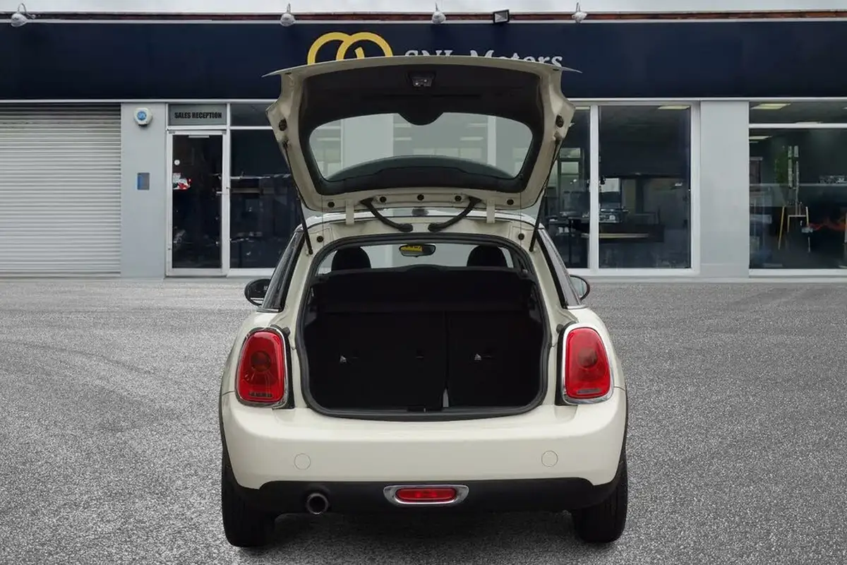 2014-mini-cooper-15-cooper-5d-big-9