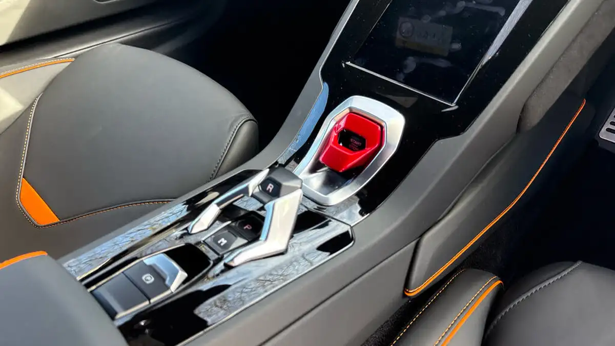 2022-lamborghini-huracan-big-18