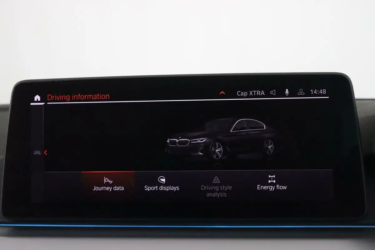 2022-bmw-5-series-20-530e-se-saloon-4d-big-40