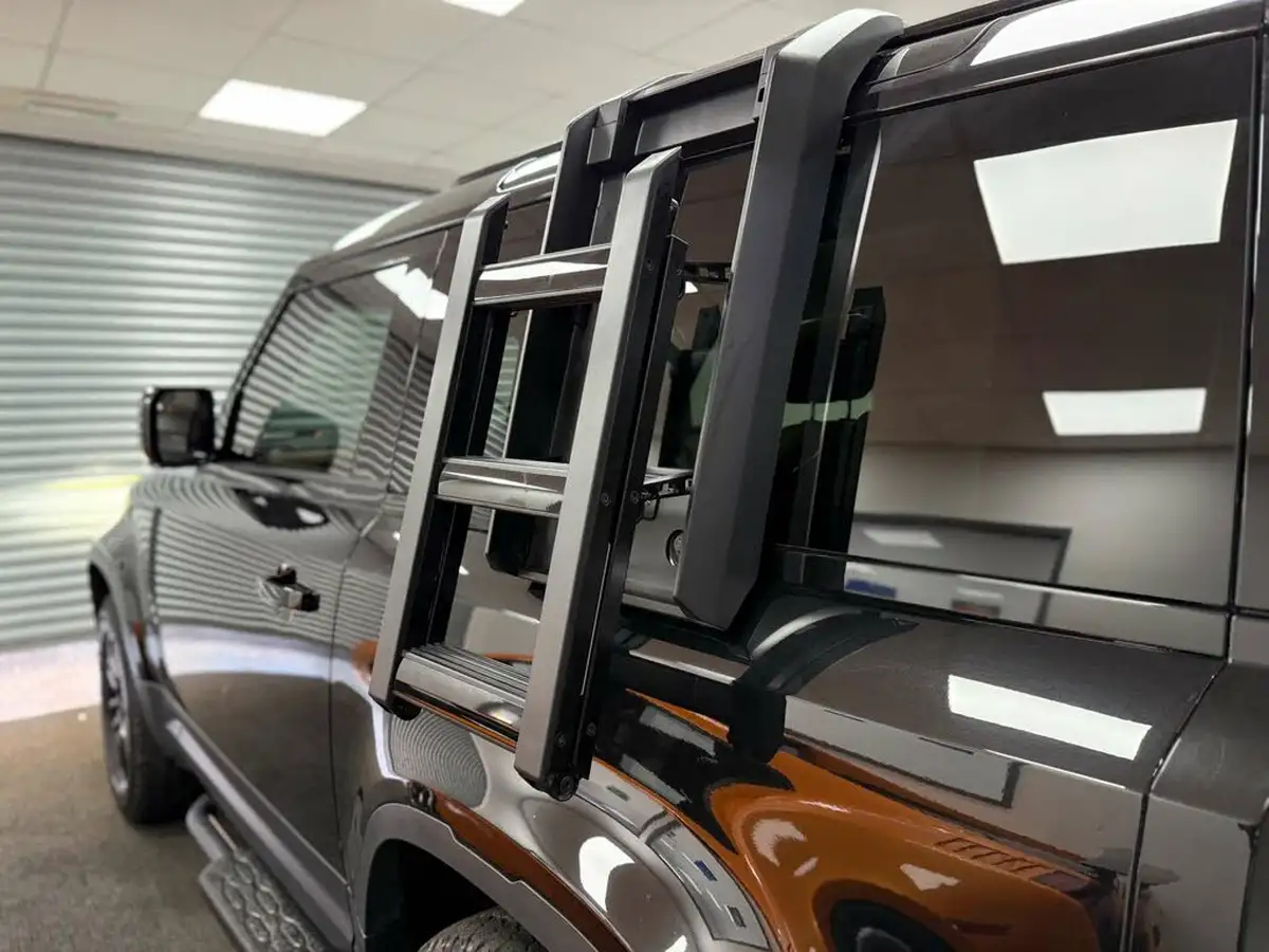 2022-land-rover-90-defender-30-d250-hse-big-71