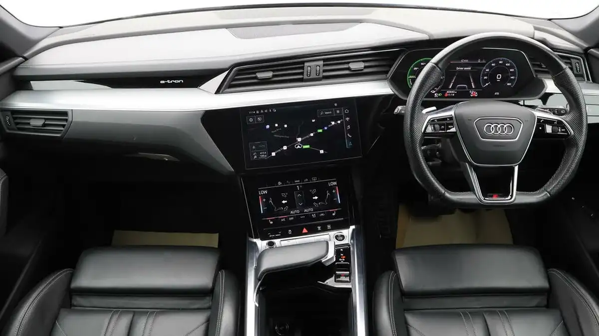 2021-audi-e-tron-50e-black-edition-station-wagon-big-5