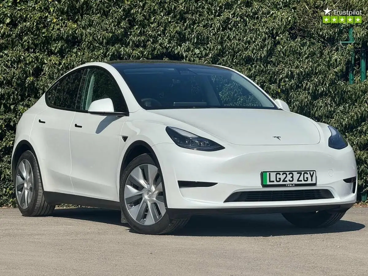 2023-tesla-model-y-e-rwd-big-1