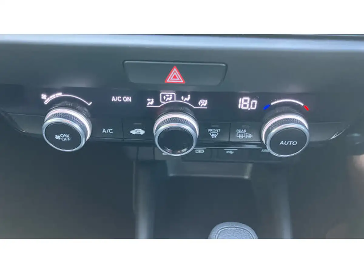 2022-honda-jazz-15-i-mmd-sr-109ps-big-14
