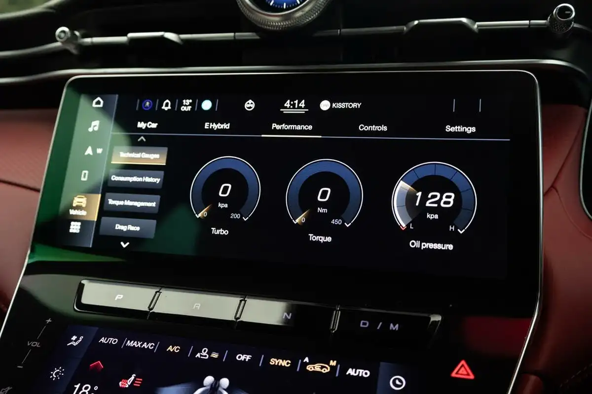2023-maserati-grecale-20-modena-big-44