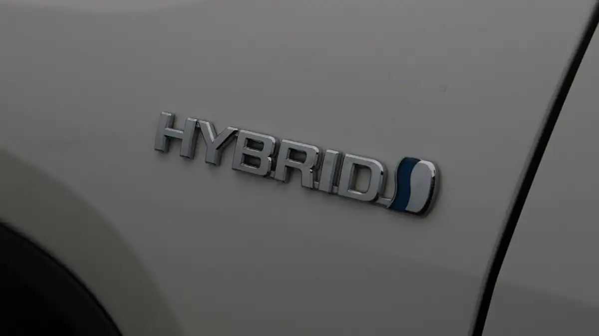 2022-toyota-rav4-25-vvt-i-dynamic-215bhp-big-21