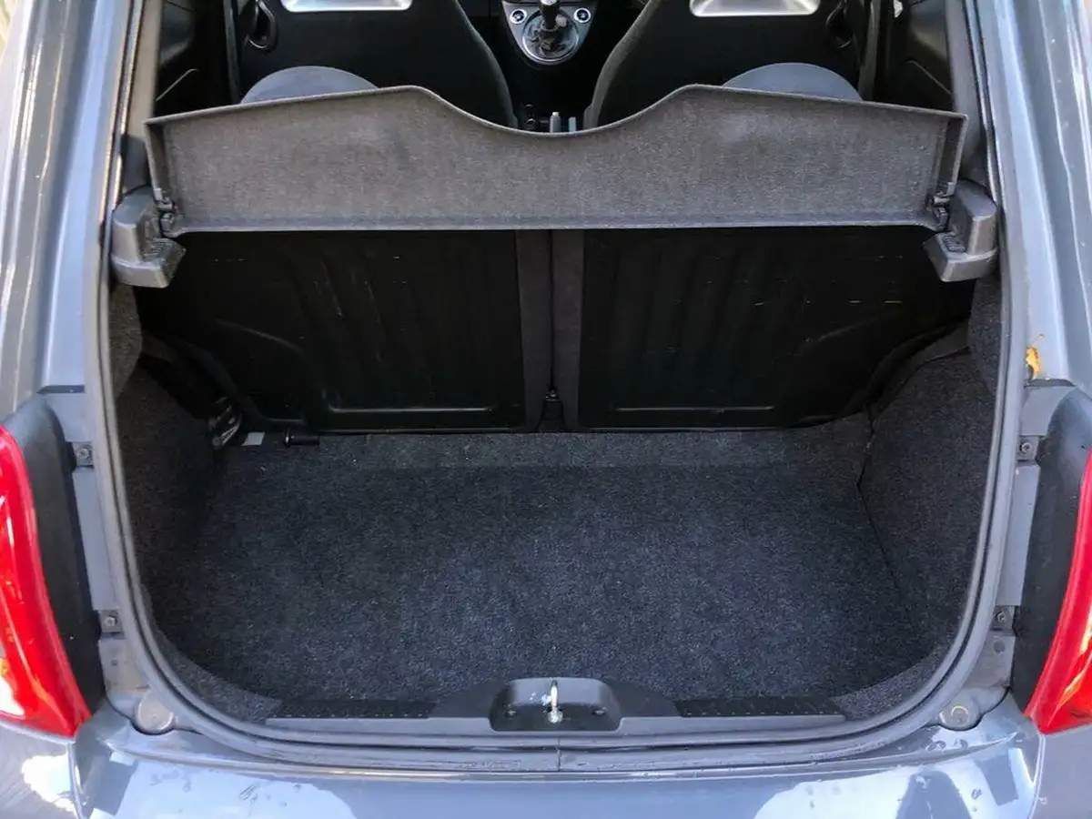 2018-abarth-595-14-tjet-big-10