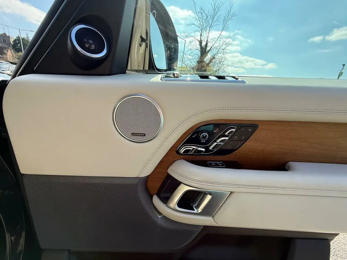 2019-land-rover-range-rover-44-sdv8-autobiography-lwb-big-37