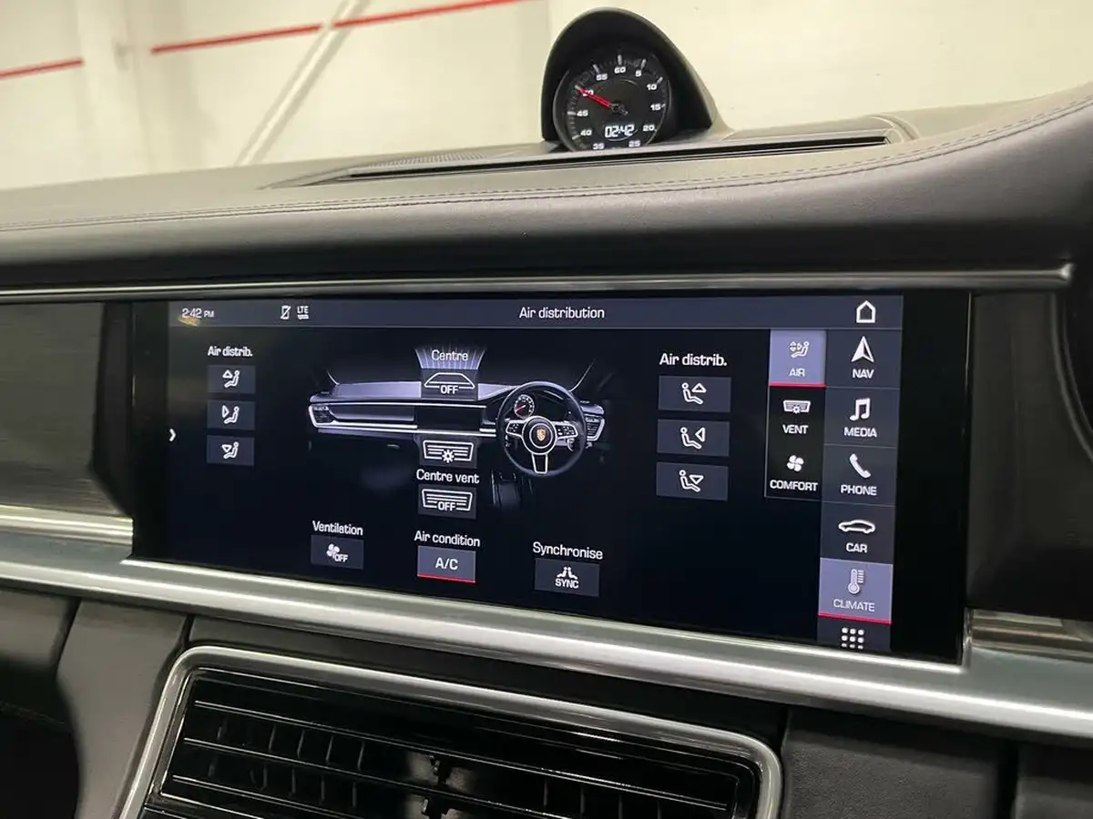 2019-porsche-panamera-40-v8-gts-hatchback-big-73