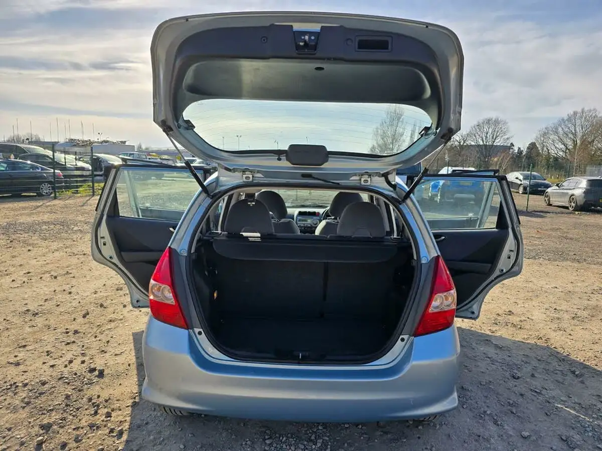 2007-honda-jazz-14-se-big-39
