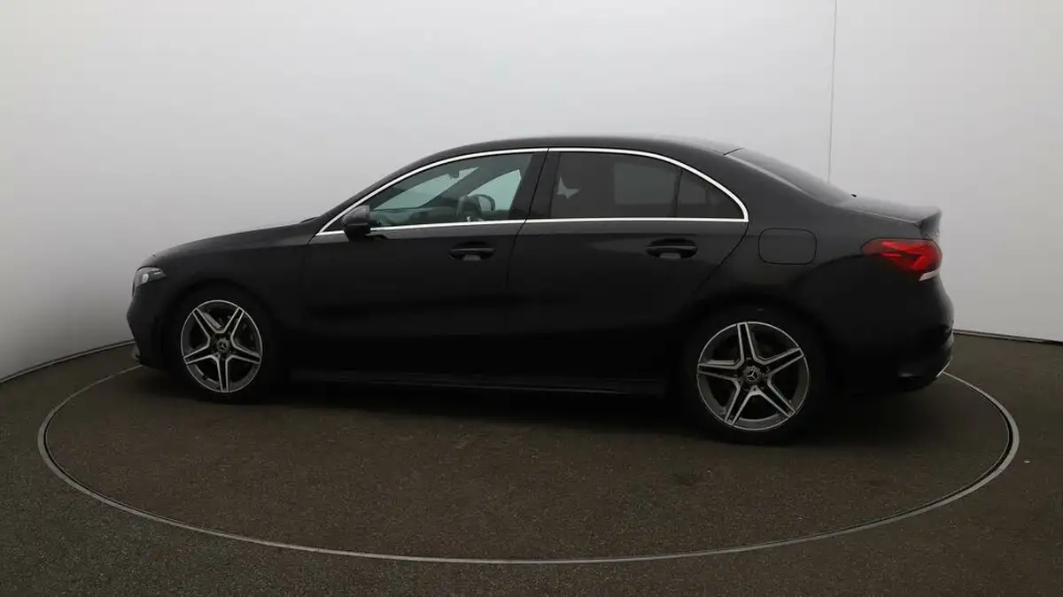 2020-mercedes-benz-a-class-13-a200-amg-line-saloon-4d-7g-dct-big-48